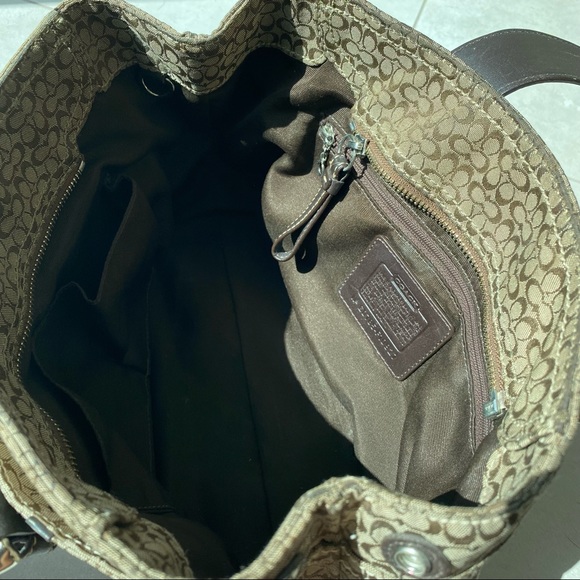 Coach Shoulder Bag - Picture 4 of 5